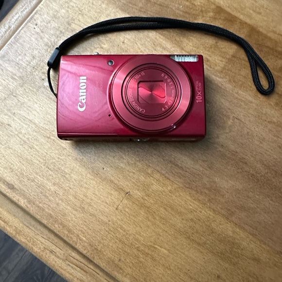 Canon PowerShot ELPH Series Compact Digital Camera - Red - Picture 3 of 8